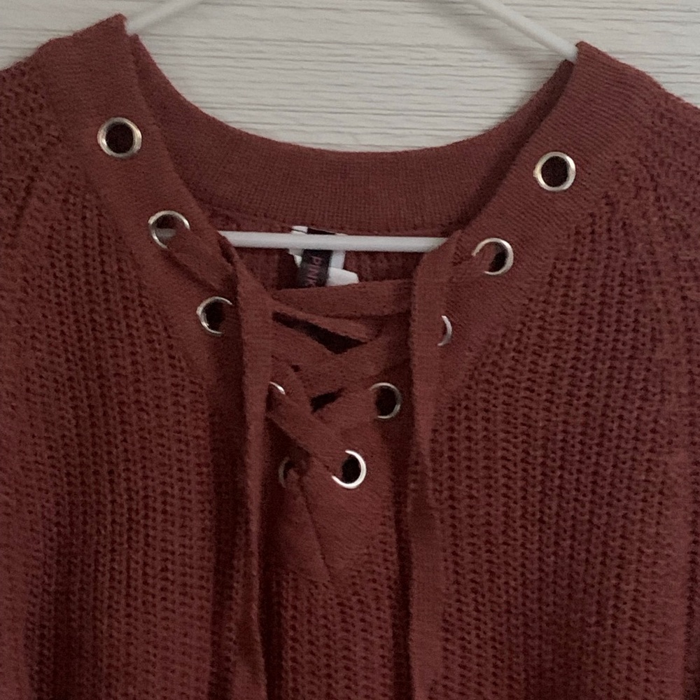 Pinklicious Sweater. Size S. Color-Rust - Picture 4 of 10
